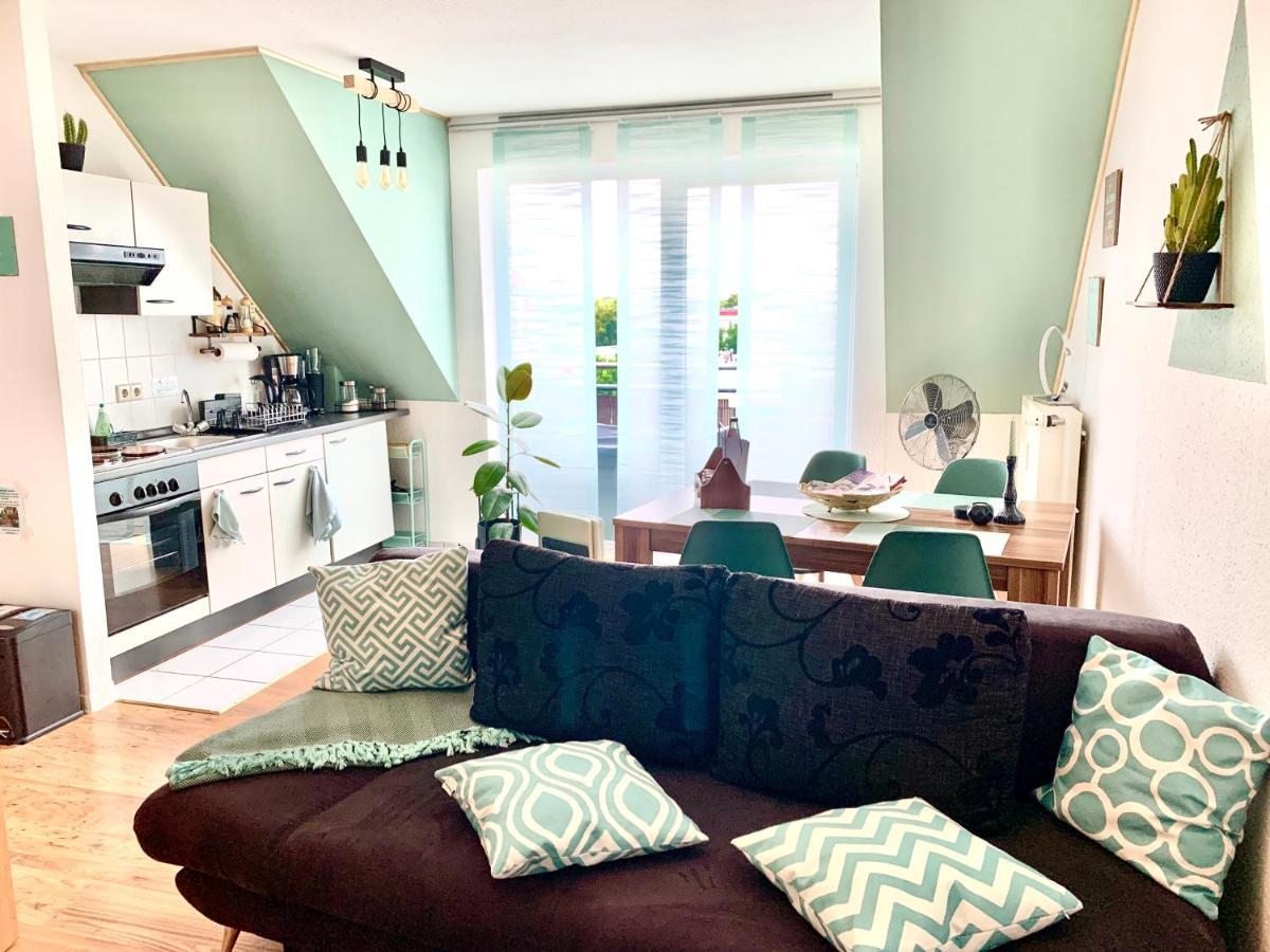 Cottbus-Apartments - Green Apartment I Privat I Wifi I Kueche I Balkon ภายนอก รูปภาพ